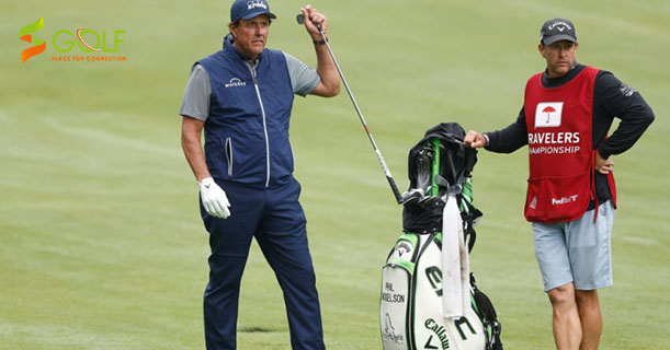 MICKELSON MẤT THÊM NHIỀU TÀI TRỢ