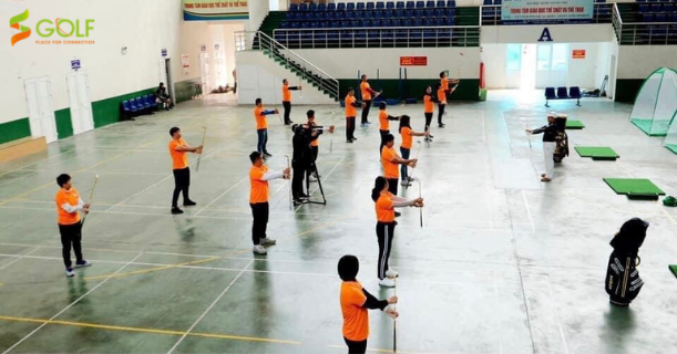 CHƯƠNG TRÌNH PHI LỢI NHUẬN BÁN SÁCH GÂY QUỸ GOLF HỌC ĐƯỜNG